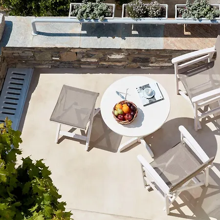 Crossroads Traditional ホテル 3*