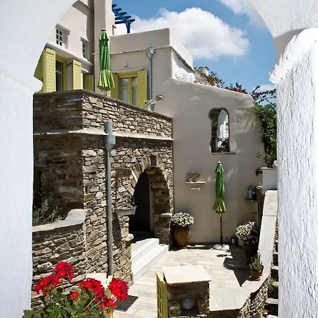 Crossroads Traditional