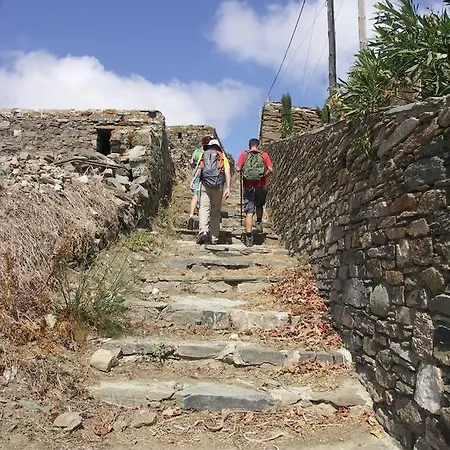 Crossroads Traditional Hotel Tripotamos (Tinos)