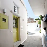 Crossroads Traditional Hotel 3*