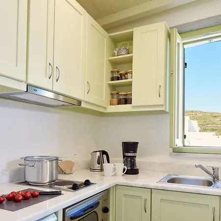 ホテル Crossroads Traditional Tripótamos