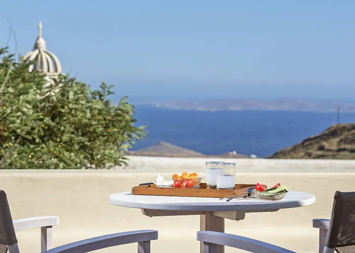 Hotel Crossroads Traditional Tripótamos